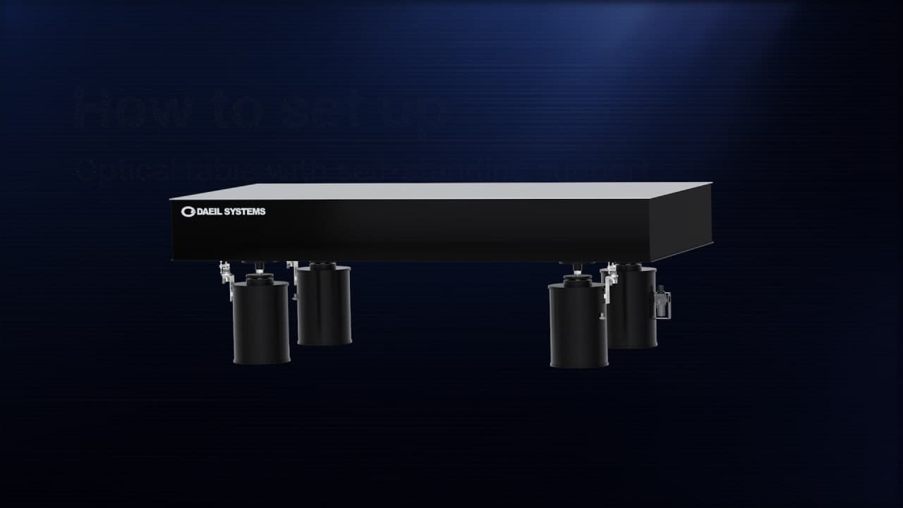 Optical Table with Self-Standing Support