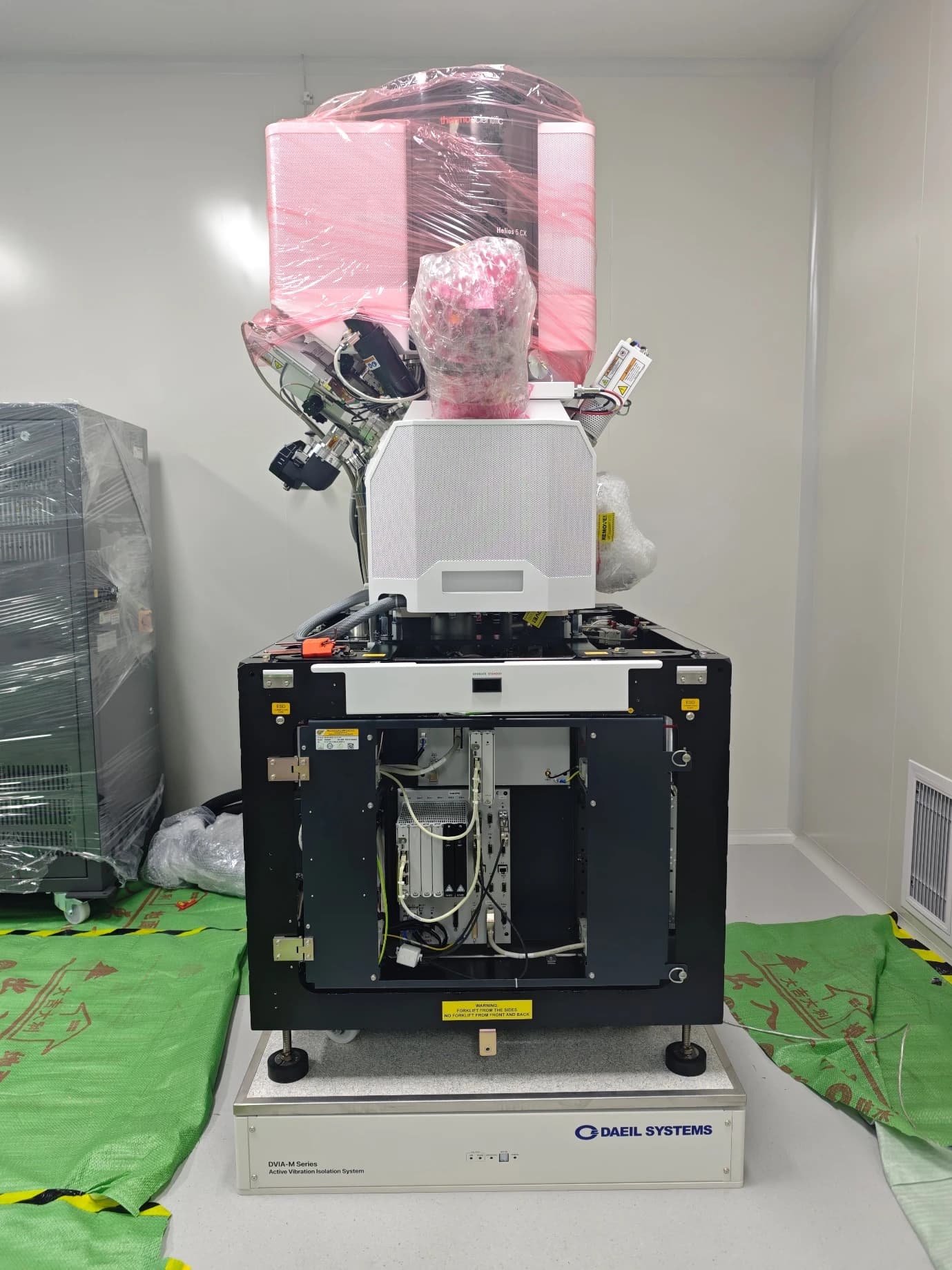 Hangzhou Thermo Fisher Helios 5 CX FIB-SEM DVIA-M1000 (250417R2) Installation Report