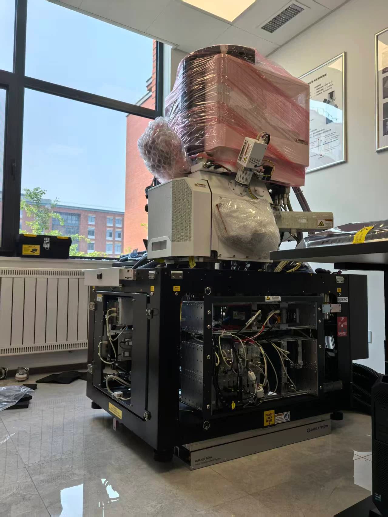YIMO Thermo Fisher Scientific Helios SEM DVIA-ULF1000 Installation Report