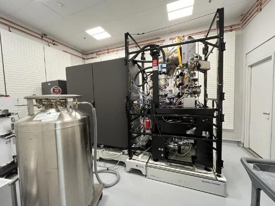 Thermo Fisher Scientific Glacios 2 with Selectris Cryo-TEM DVIA-MB3000 Installation Report
