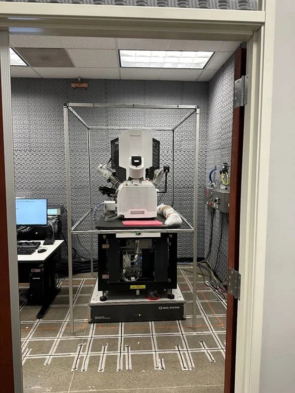 Thermo Fisher Scientific Scios 2 DualBeam – FIB SEM DVIA-MB1000 Installation Report